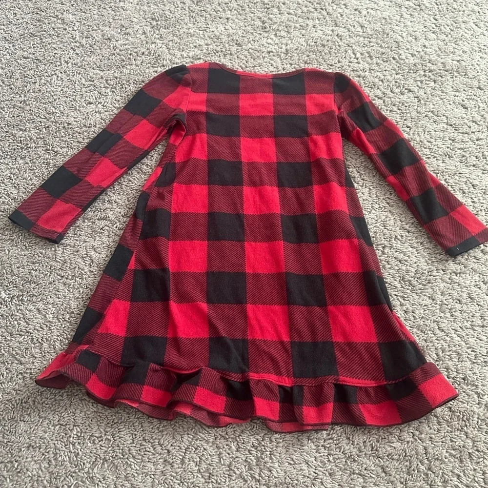 Girl nightgown.